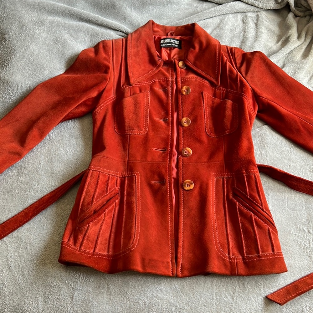 Beautiful Vintage Leather Jacket!